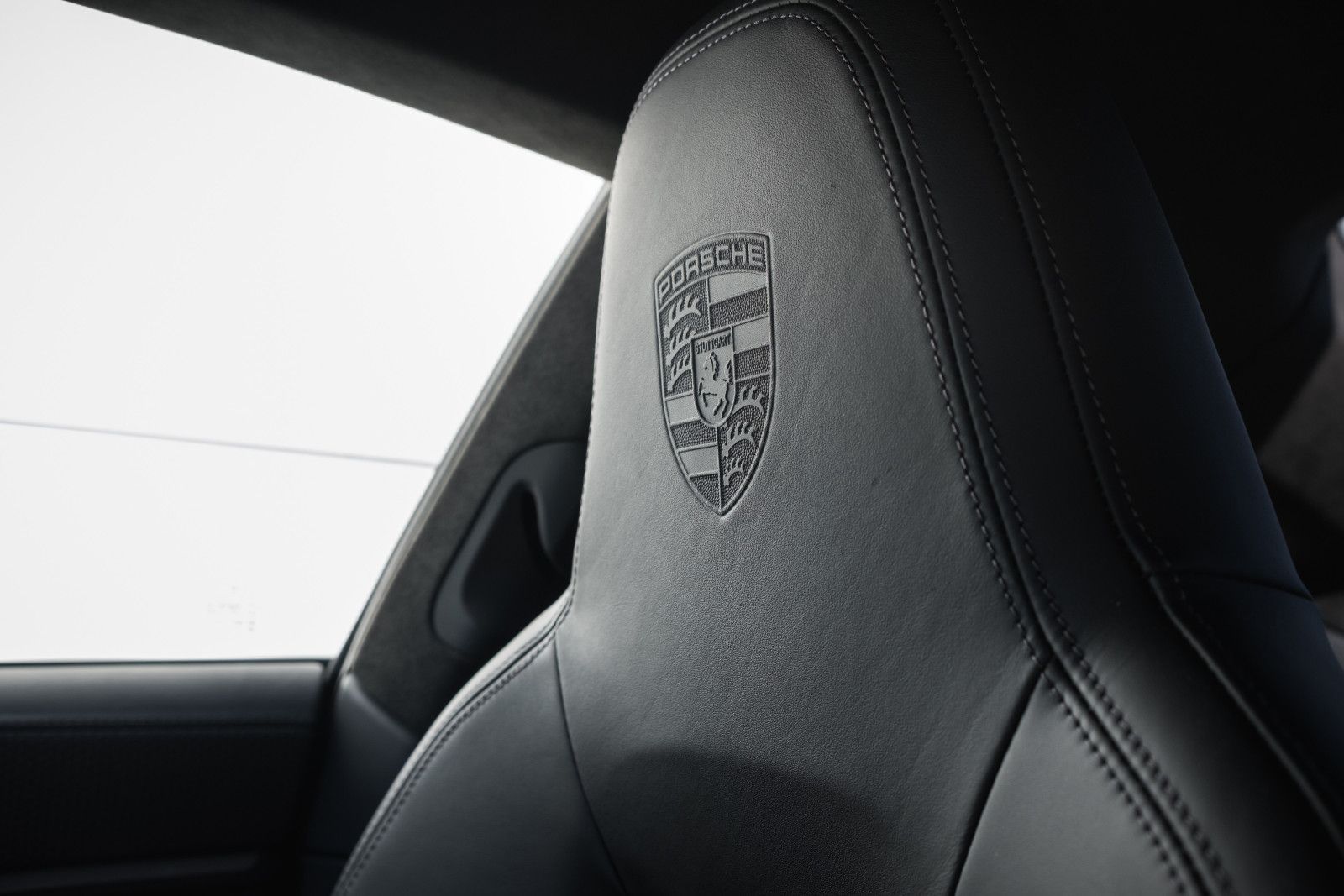 Fahrzeugabbildung Porsche 911/992.1 GT3 Touring-LED-18WegeSitz-Lift-Kamera