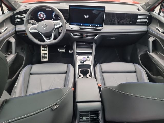 Fahrzeugabbildung Volkswagen Tiguan 2,0 TDI DSG 4MOTION R-LINE LEDER HUD PANO