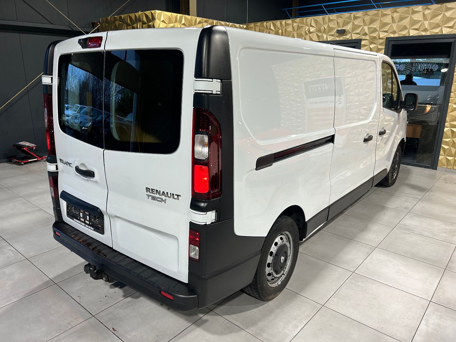 Fahrzeugabbildung Renault Trafic Kasten L2H1 2,9t Komfort/KAMERA/KLIMA/TEM