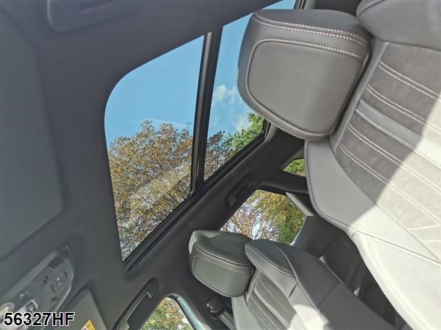 Fahrzeugabbildung Peugeot 3008 1.2 PureTech 130, GT