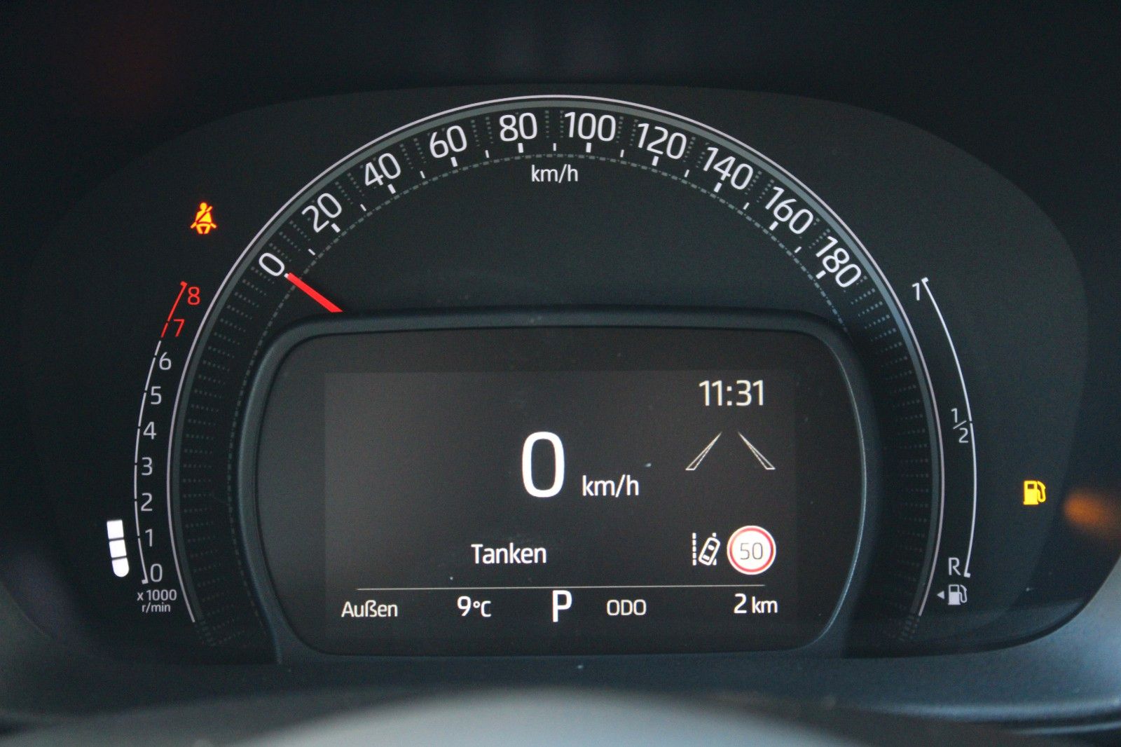 Fahrzeugabbildung Toyota Aygo X Play AUTOMATIK + Alu + AKR