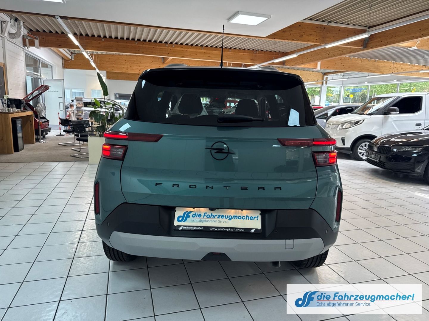 Fahrzeugabbildung Opel Frontera GS 107 kW Navi Digitales Cockpit LED Ap