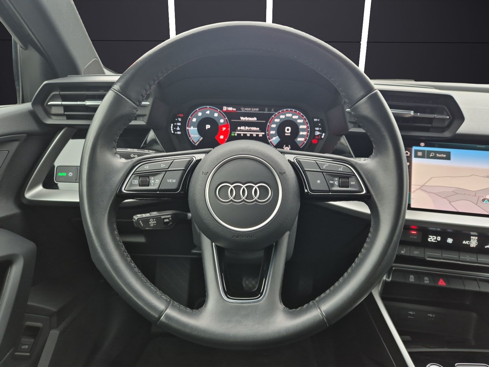 Fahrzeugabbildung Audi A3 Sportback 35 TFSI S line S-tronic LED ACC AVC