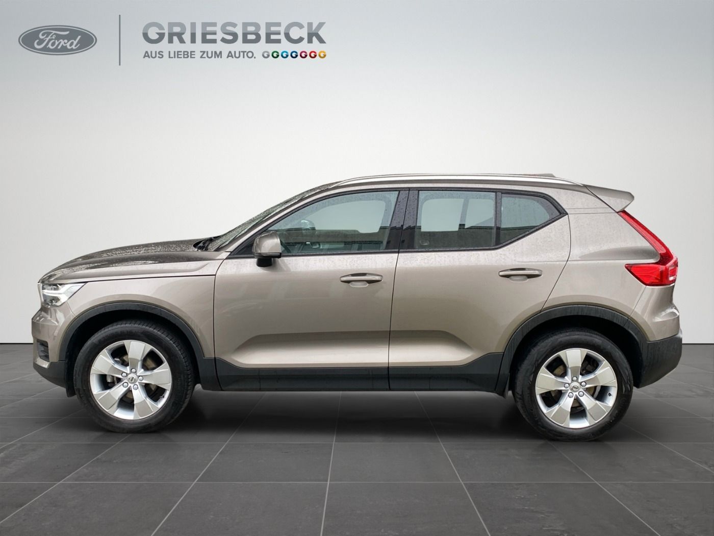 Volvo XC40 Momentum Pro WiPa LED RFK DAB StHzg foto 3