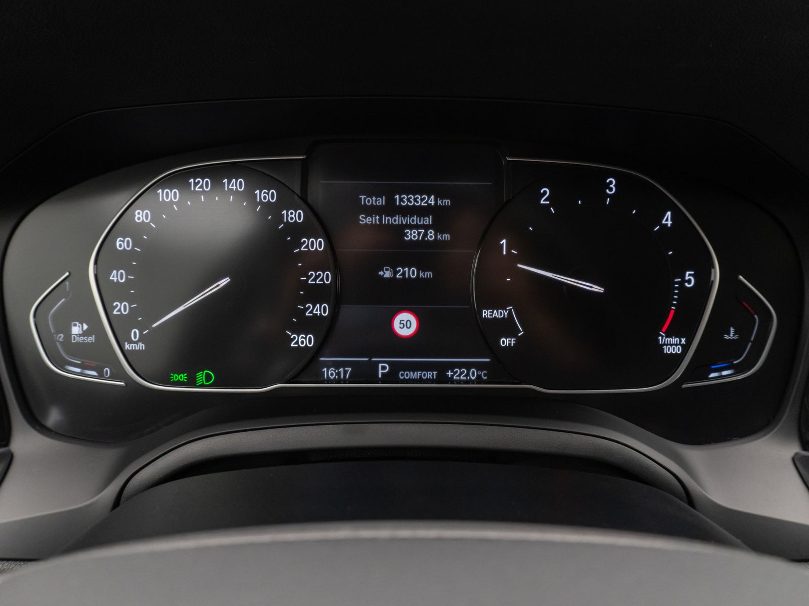 Fahrzeugabbildung BMW 320d HUD 360°DAB Leder Sport HiFi GeschwindigReg