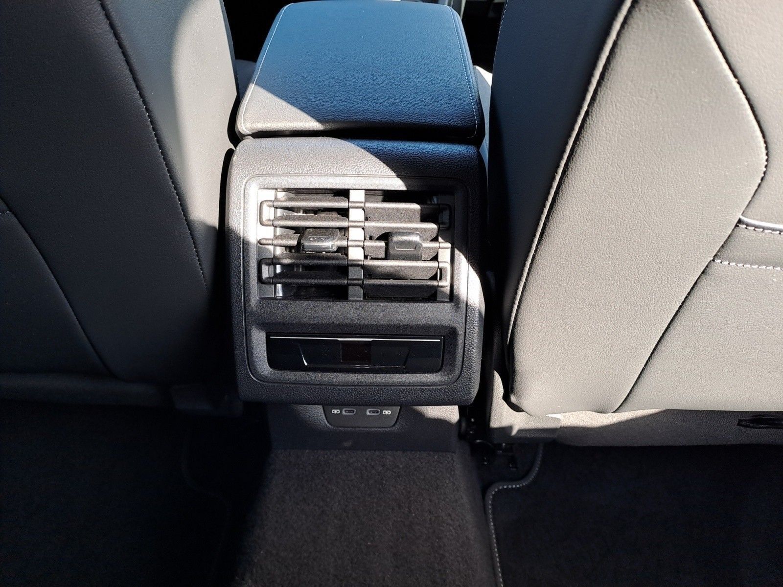 Volkswagen Golf - Bild 14