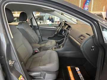 MYAUTOCENTER – Gebraucht- und Jahreswagen mit Werkstattservice in Pfaffenhofen Volkswagen Golf VII Lim. Comfortline BMT *Klima*TÜV*