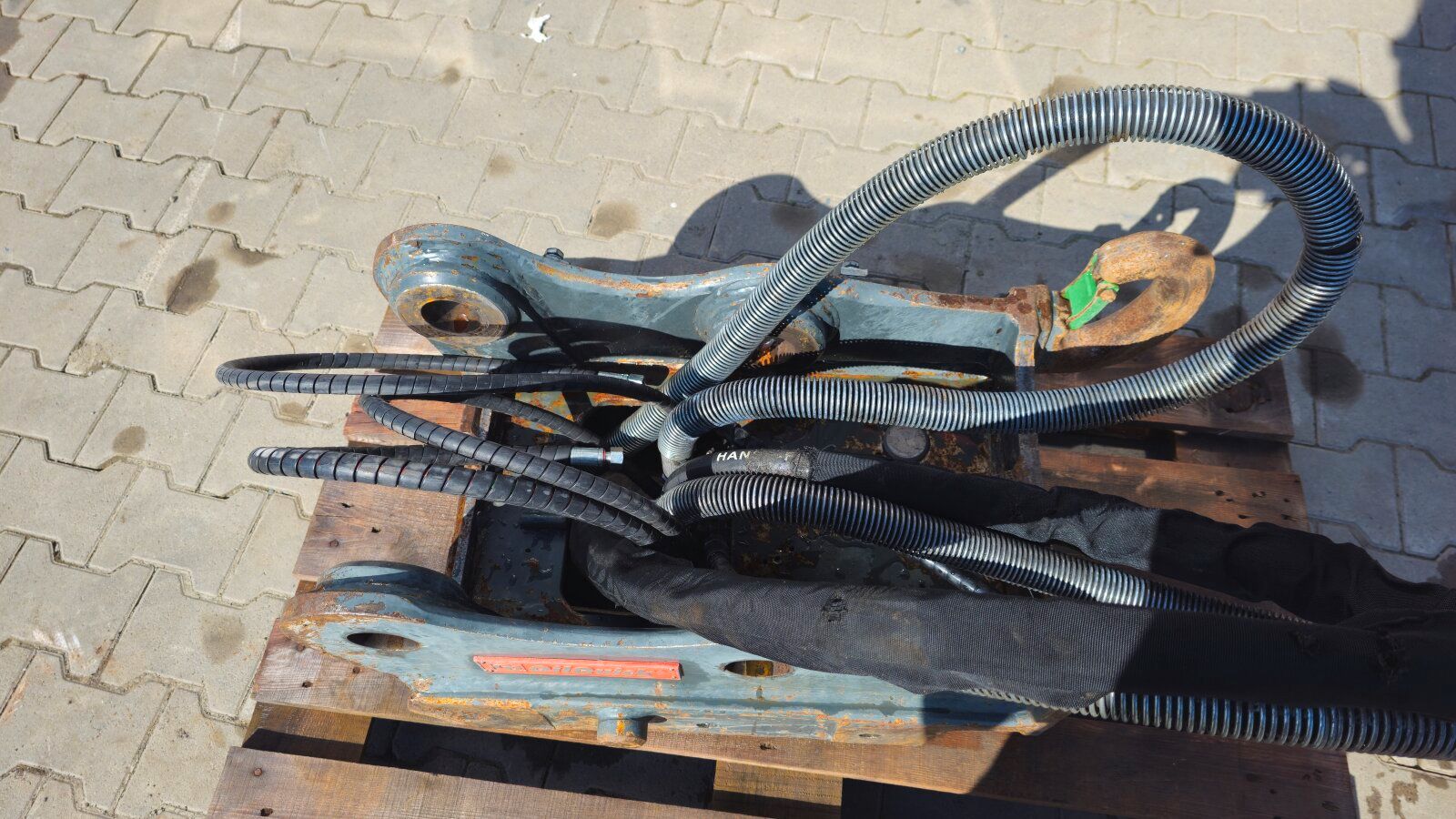 Fahrzeugabbildung CAT 918 Oilquick Quick coupler OQ65 Schnellwechsler