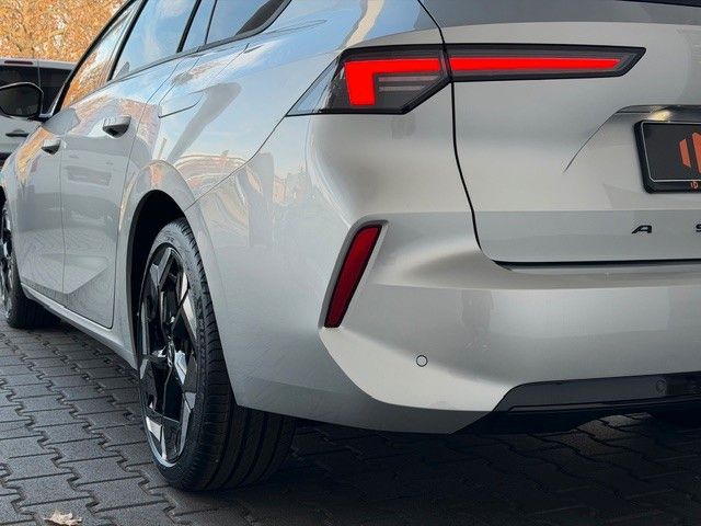 Fahrzeugabbildung Opel Astra ST GSe 225PS Plug-In-Hybrid Panorama/LED!