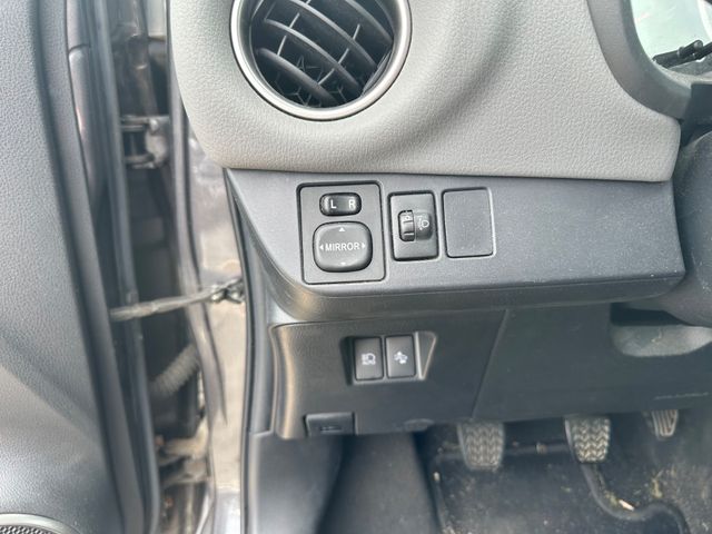 Toyota Yaris  1,0-l-Dual-VVT-i Edition-S *Unfall*