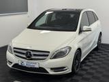 Mercedes-Benz B 180 7G BlueEff. Sports Tourer Panorama BiXenon - gebrauchte Mercedes-Benz B 180 aus dem Jahr 2013