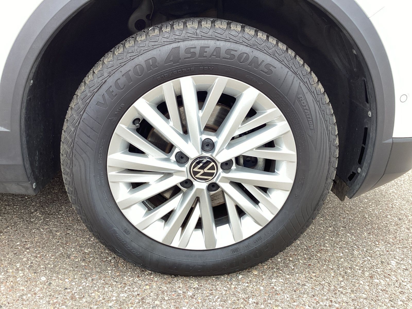 Volkswagen T-Roc - Bild 15