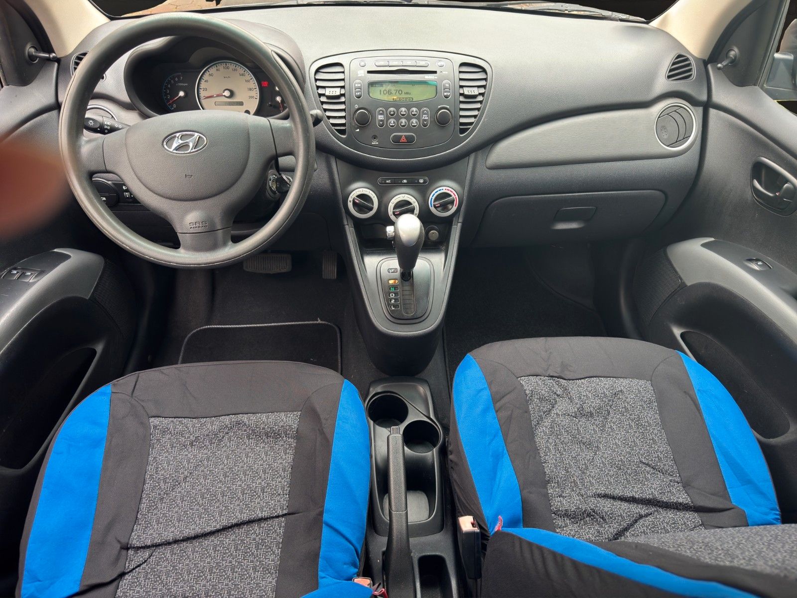 Fahrzeugabbildung Hyundai i10 Automatik/Klima/el Fenster/TÜV NEU