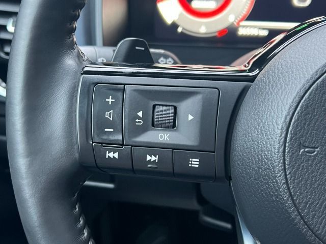 Fahrzeugabbildung Nissan Qashqai 1.3 DIG-T Xtronic Tekna LED+Design+19`