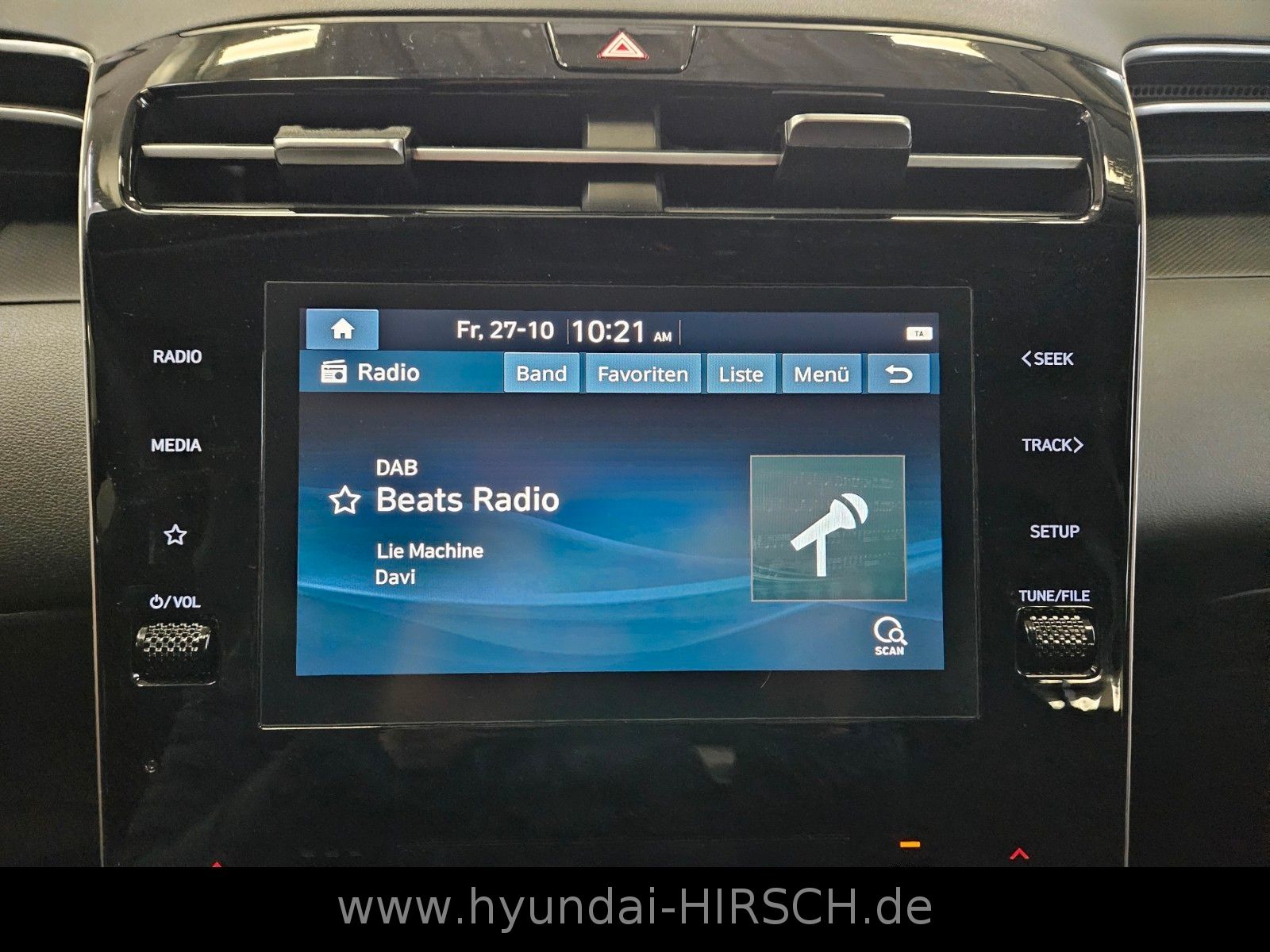 Fahrzeugabbildung Hyundai TUCSON Plug-In Hybrid 1.6 T-GDi 4WD KAMERA