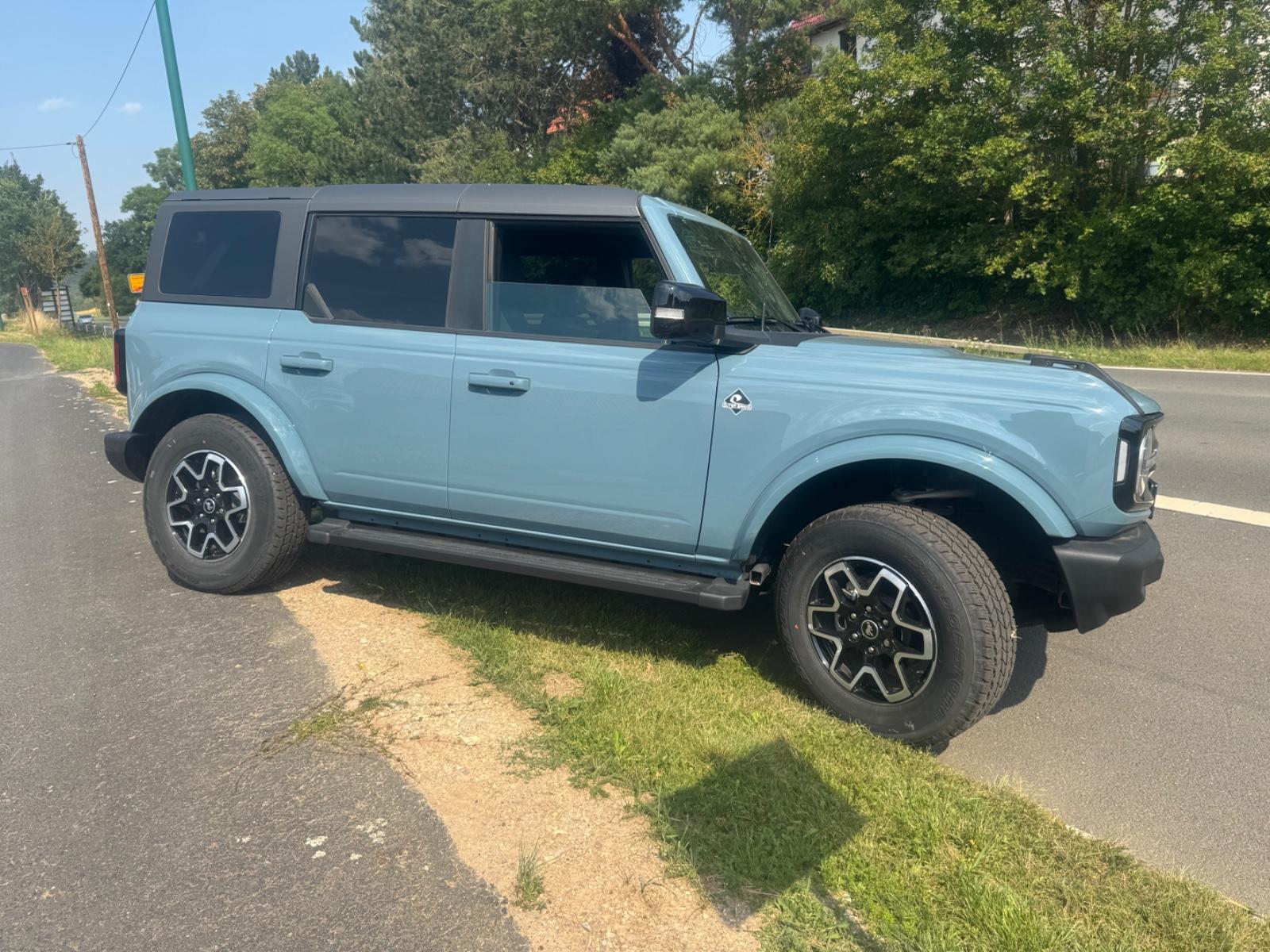 Ford Bronco Outer Banks 4x4