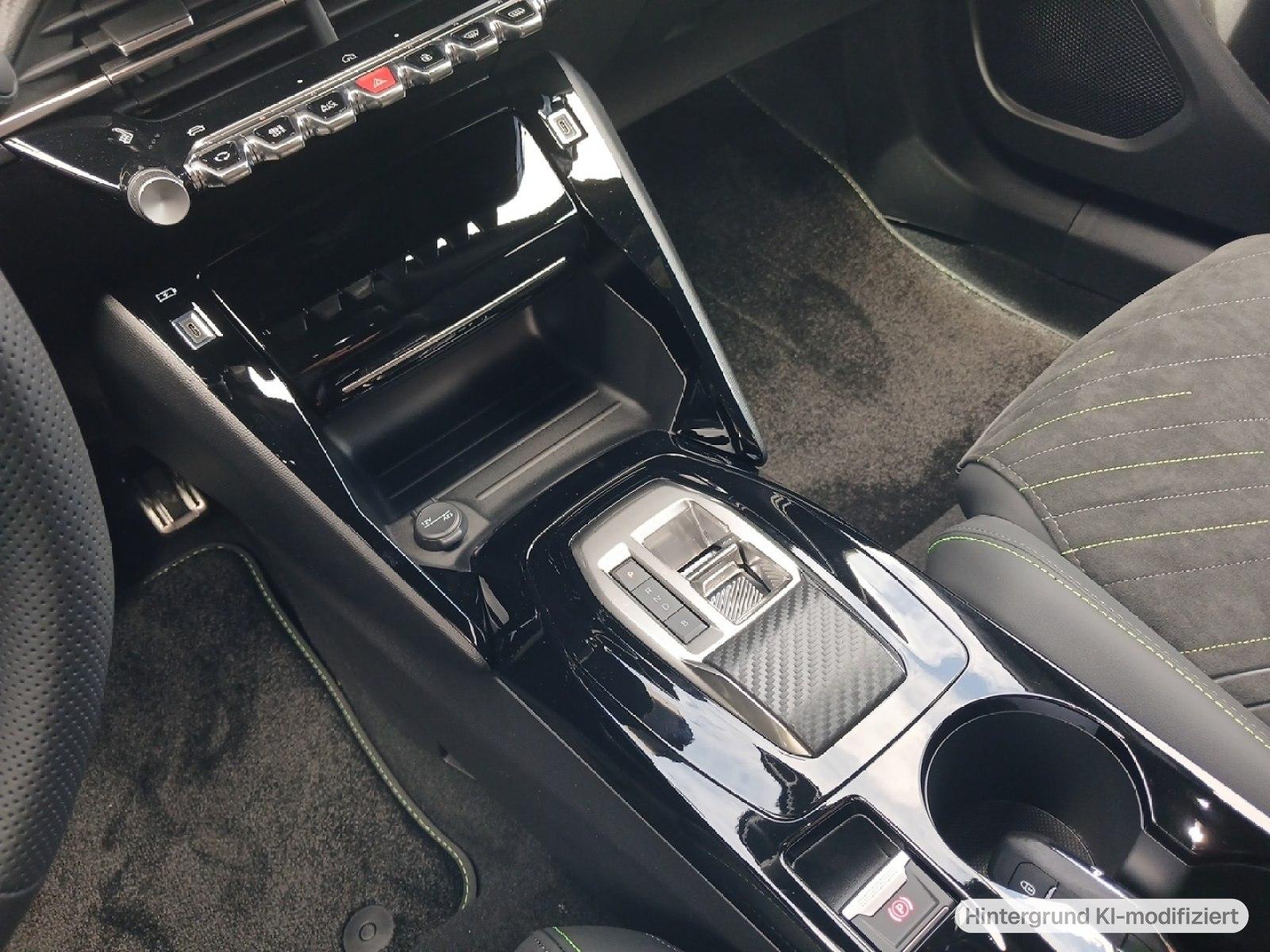 Peugeot E-2008 GT Elektro 156 3-Phasig Alcantara
