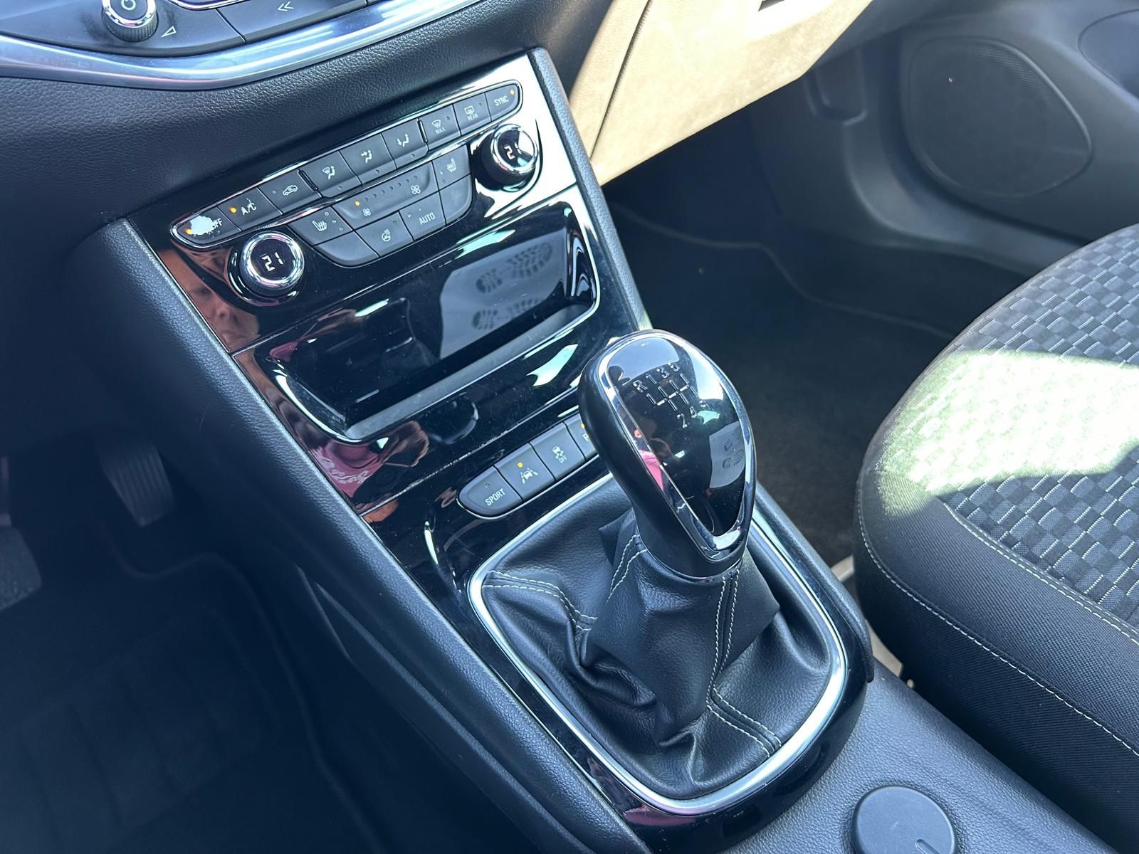 Fahrzeugabbildung Opel Astra K Lim.°150 PS°Dynamic°Navi°Kamera°Alu°