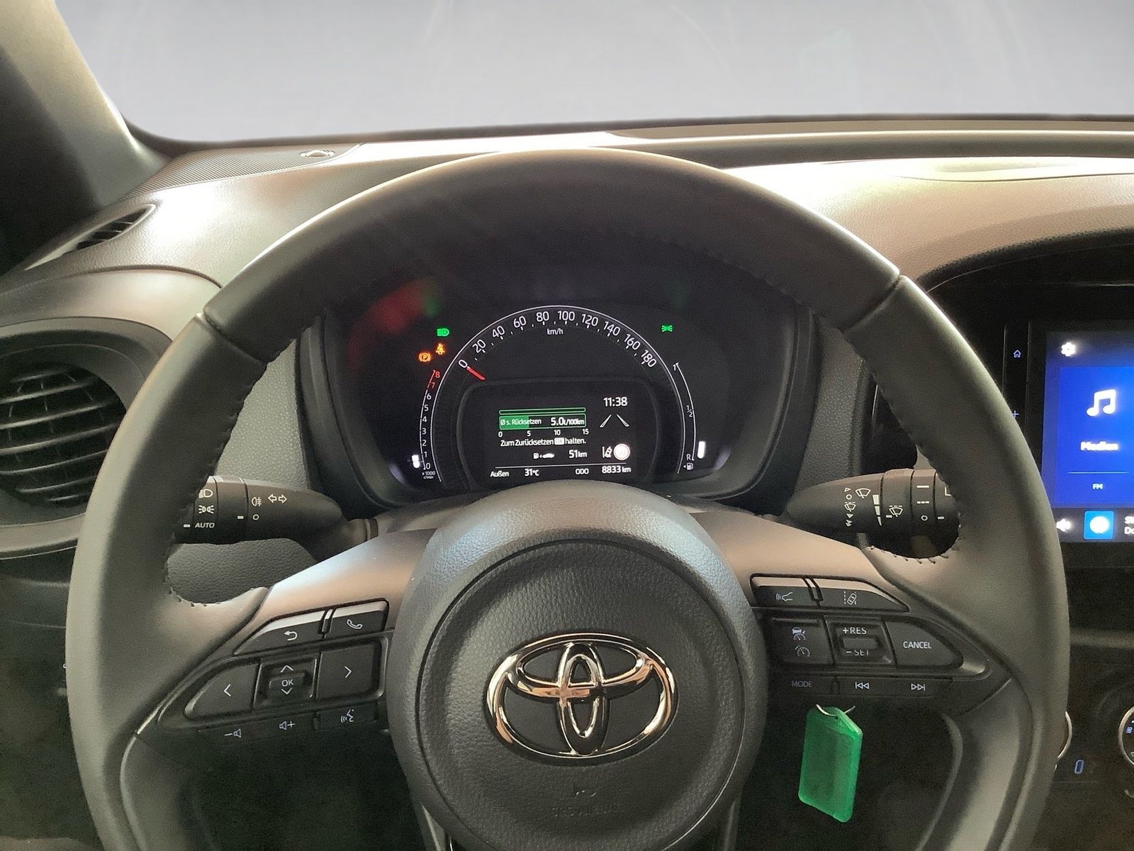 Fahrzeugabbildung Toyota Aygo X 1.0 Business Edition Navi,SHZ,SoundSys,AC