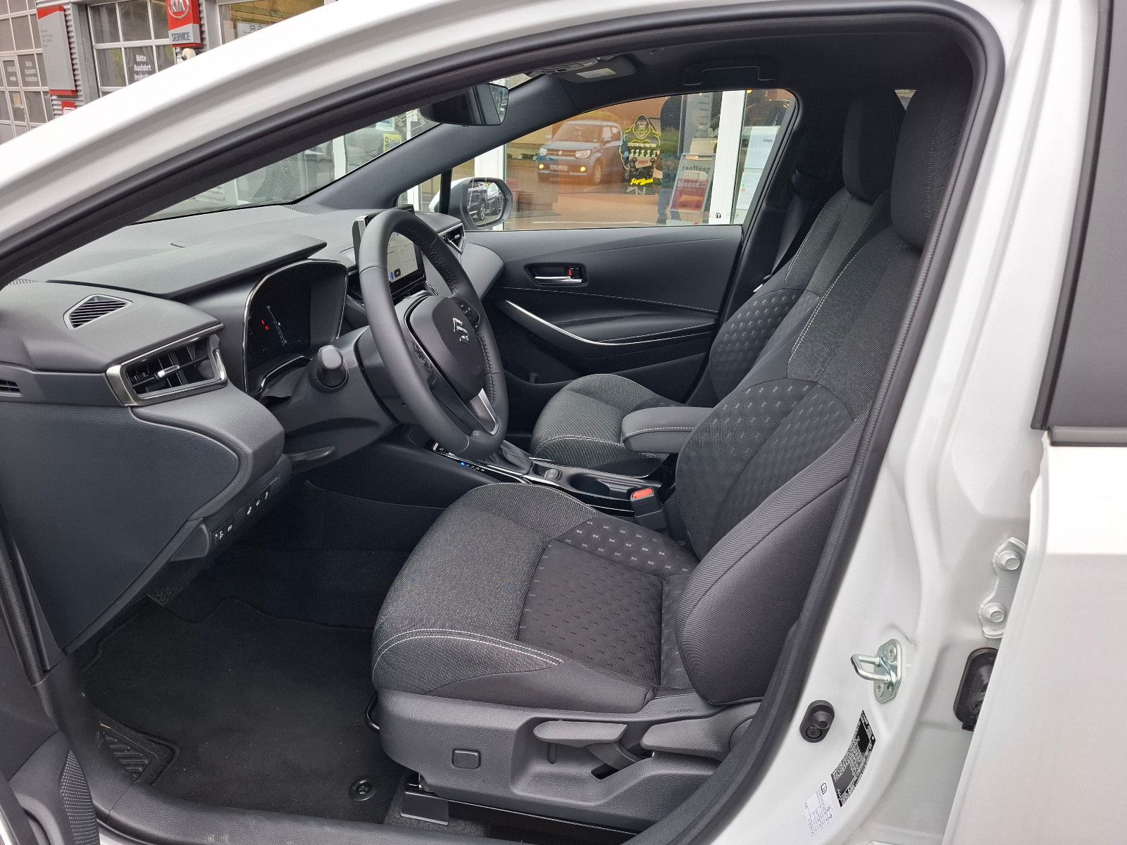 Suzuki Swace - Bild 10