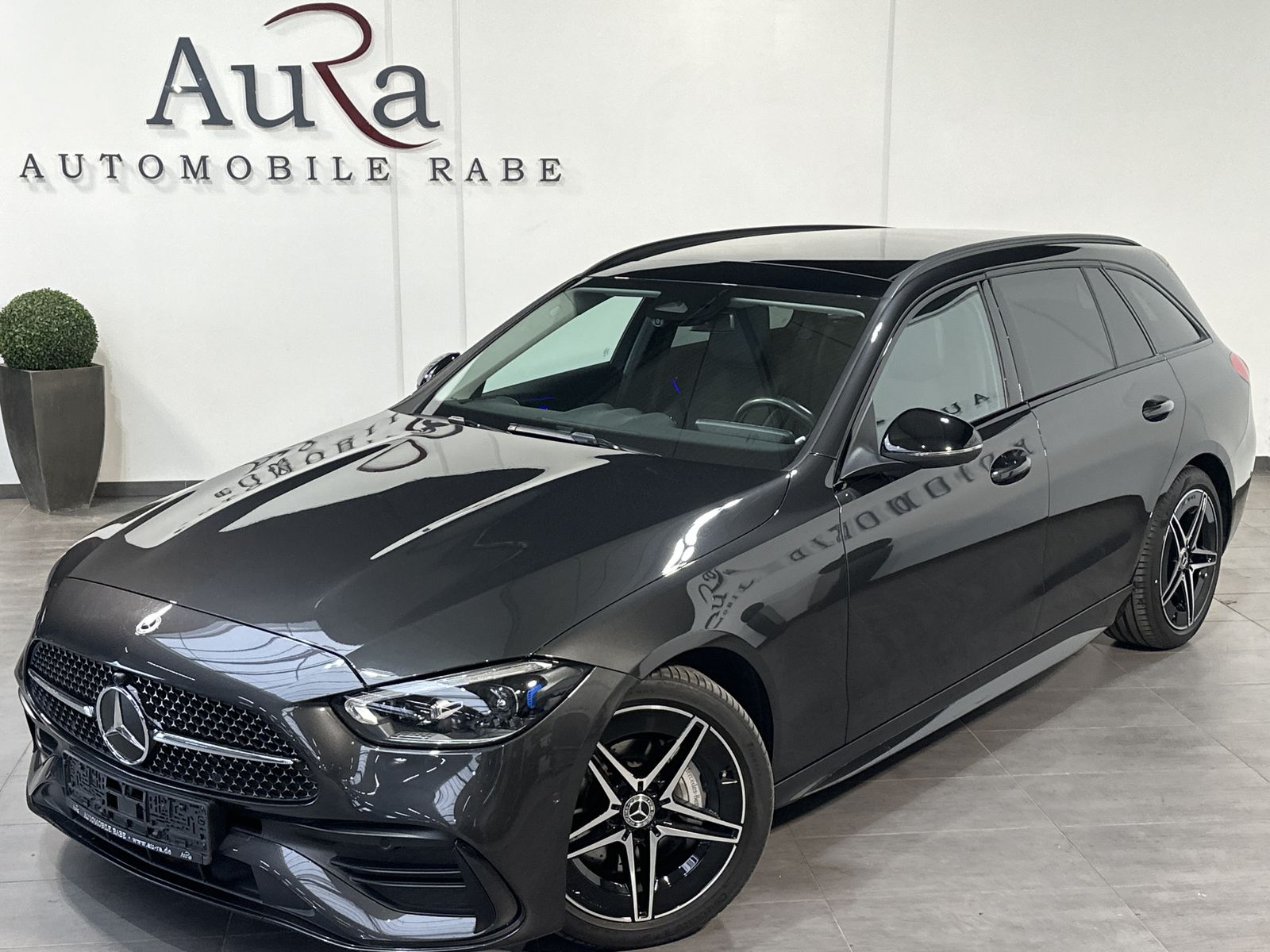 Fahrzeugabbildung Mercedes-Benz C 300d T AMG-Line NAV+LED+KAM+V-COCKPIT+AHK+PANO