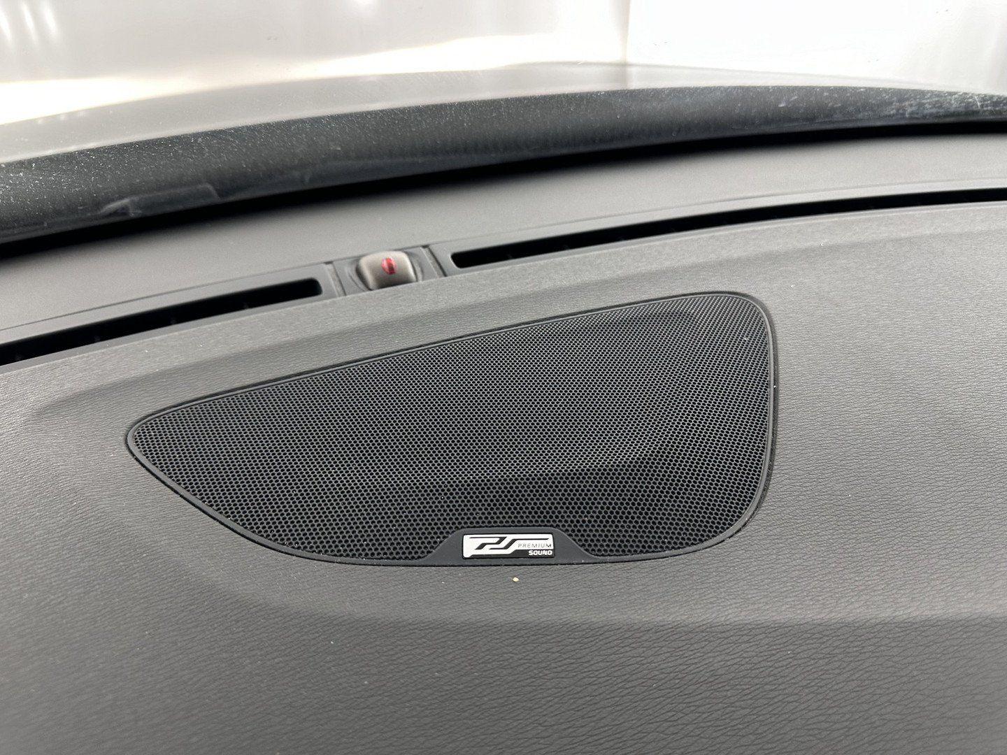 Volvo V60 2014 — photo 21