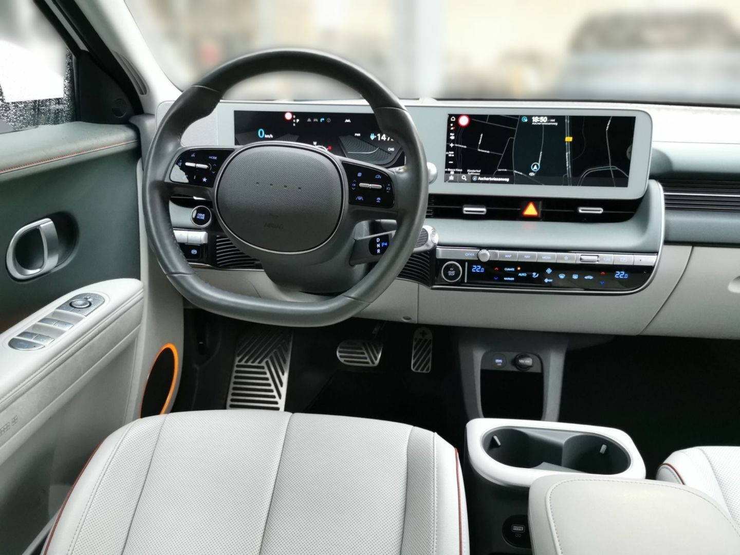 Fahrzeugabbildung Hyundai IONIQ 5 Uniq Elektro 4WD 72 Relax-Paket 8x berei
