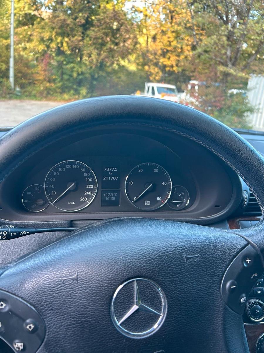 Mercedes-Benz C200 2005 — photo 8