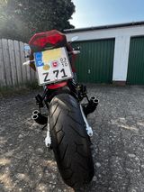 Kawasaki Z1000 - STREETFIGHTER