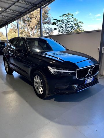 Volvo XC 60 XC60 B4 (d) AWD Geartronic Momentum