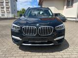 BMW X3 xDr 30e xLine*Pano*LED*T-Leder*Shadow*AHK*Nav - BMW X3 mit Hybrid-Antrieb: Panorama-Dach