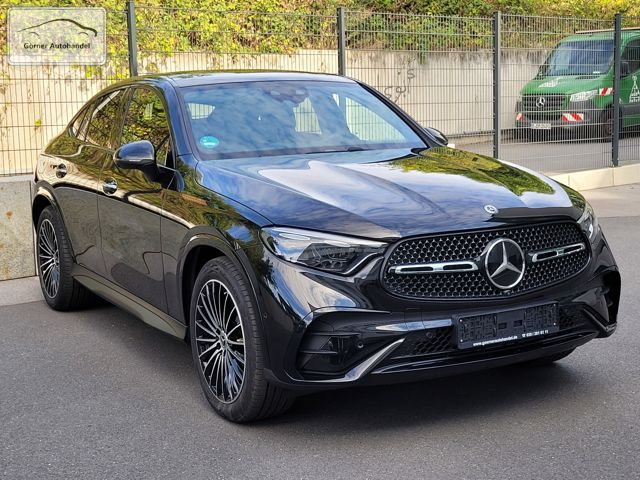 Mercedes-Benz GLC 300 d Coupe AMG Pano+DTRQ+AHK+Burmester+360°