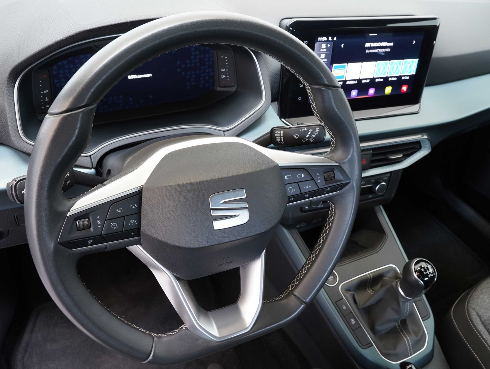 Fahrzeugabbildung SEAT Arona 1.0 TSI Xperience