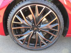 CUPRA Leon Sportstourer 2.0 TSI VZ 4D DSG Ahk Pano RFK CUPRA Leon Sportstourer 2.0 TSI VZ 4D DSG Ahk Pano RFK