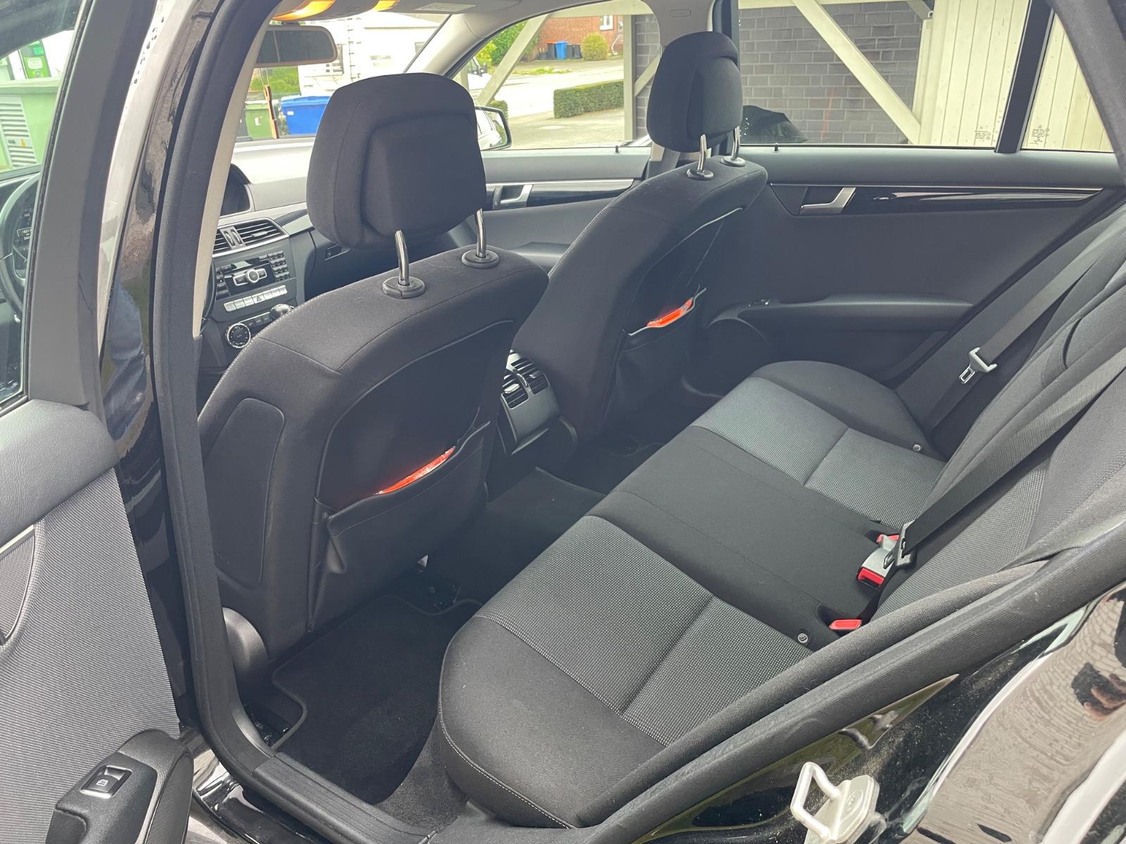 Mercedes-Benz C200 2013 — photo 7