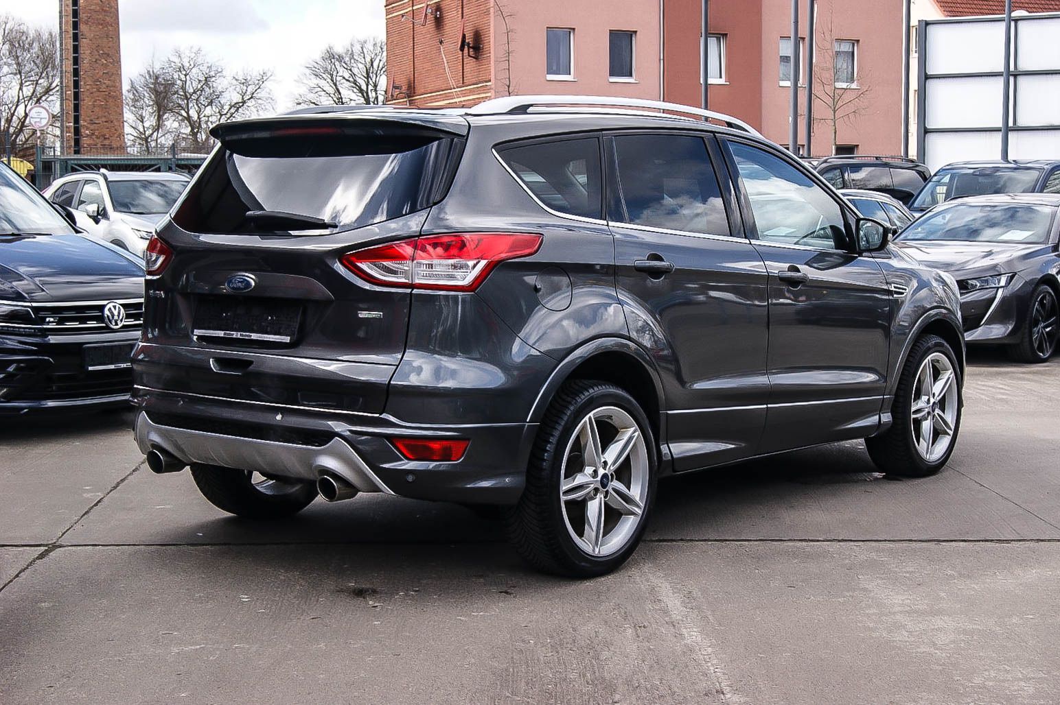 Fahrzeugabbildung Ford Kuga 1.5EcoBoost Individual XENON NAVIGATION 1HD