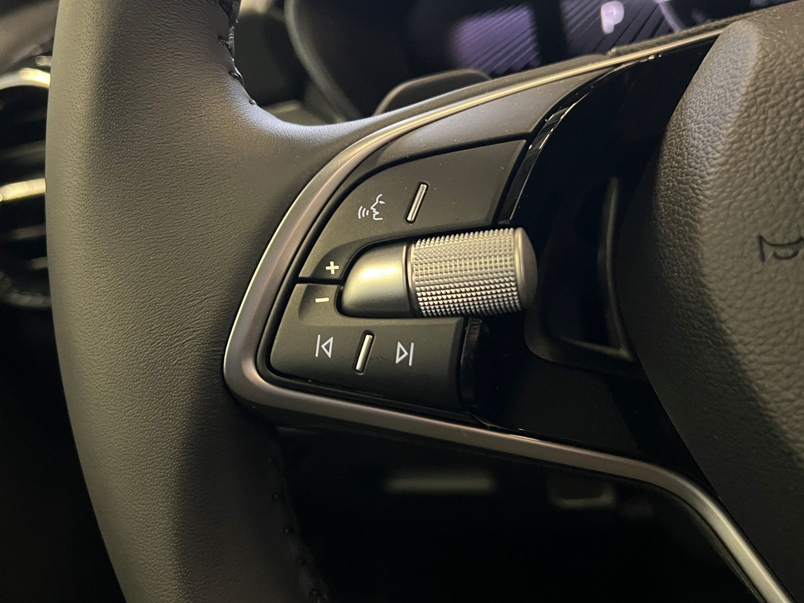 Fahrzeugabbildung SKODA Fabia IV Selection 1.0 TSI DSG *AHK, LED, SmartL