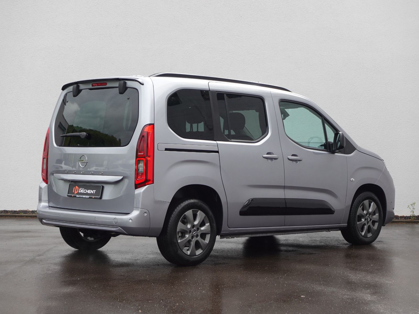 Fahrzeugabbildung Opel Combo Life 1.5 Diesel Automatik PDC,Kamera,Navi