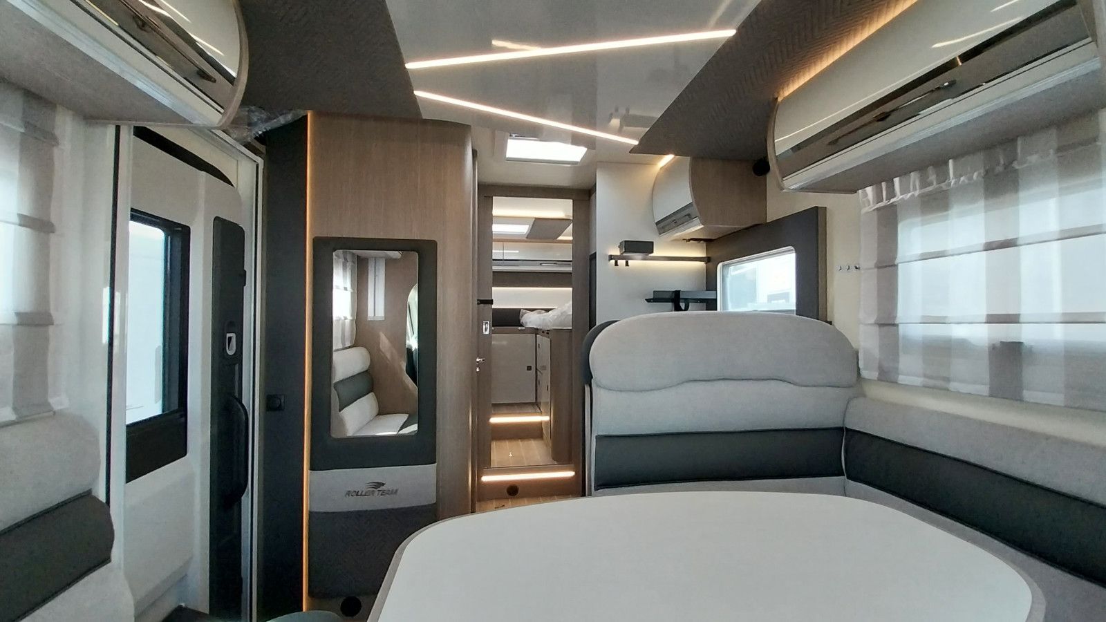 Fahrzeugabbildung Roller Team Zefiro 285 TL 2026 - Automatik 6.702€ sparen!