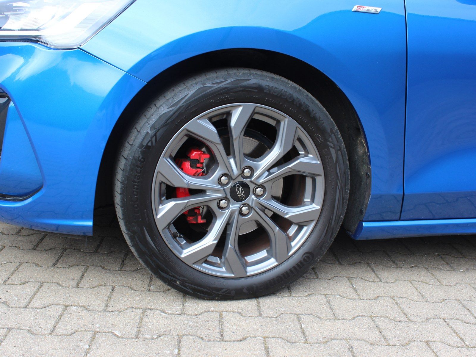 Fahrzeugabbildung Ford Focus ST-Line X 1,0 EcoBoost Mild-Hybrid