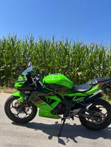 Kawasaki Ninja 125 - KAWASAKI NINJA 125