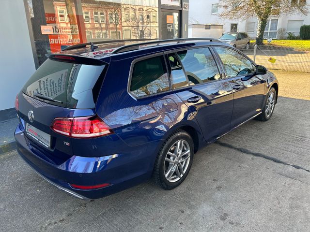 Fahrzeugabbildung Volkswagen Golf VII Var. 1.4 TSI+CarPlay+AHK+SHZ+Kamera+BT+