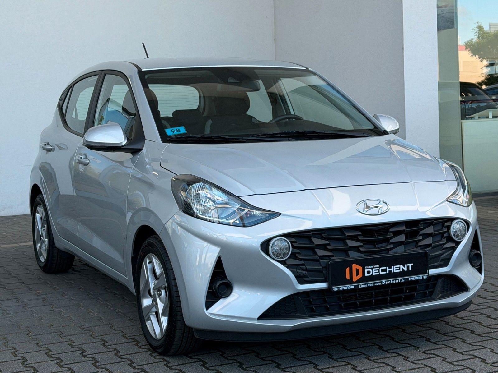 Fahrzeugabbildung Hyundai i10 1.2 Trend SHZ,PDC,AUT,DynLicht,FLA,LM,SpurH