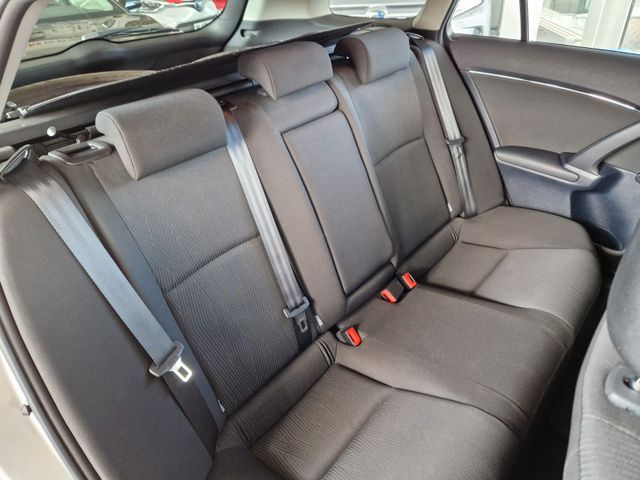 Toyota Avensis  Combi Sol 1.6