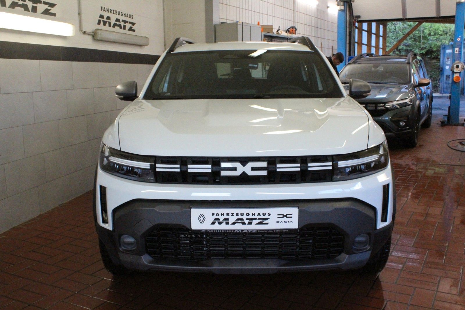 Fahrzeugabbildung Dacia Duster Hybrid 155 Expression *Winterpaket* MY26