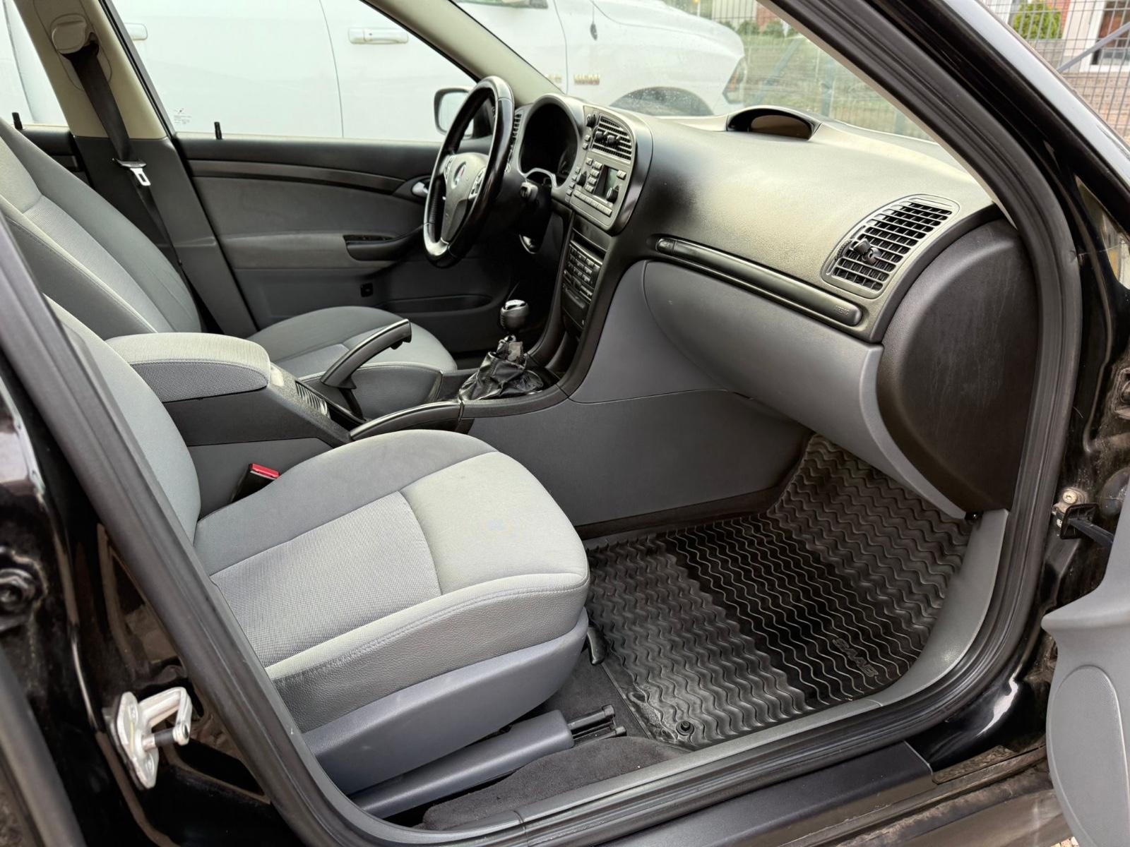 Saab 9-3 2005 — photo 14