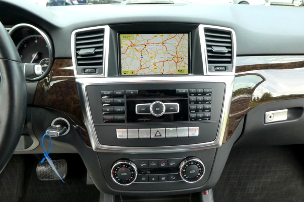 Mercedes-Benz ML 250