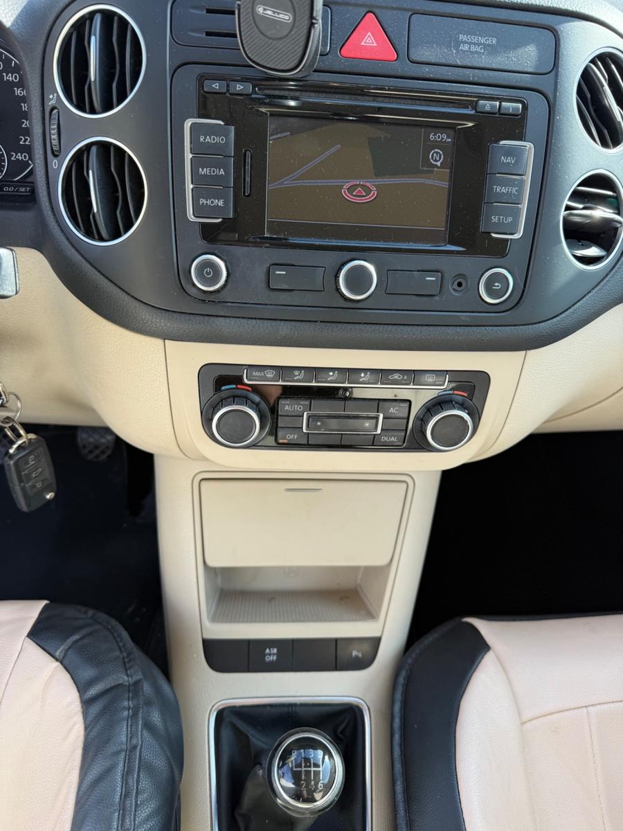 Volkswagen Golf Plus 2010 — photo 15