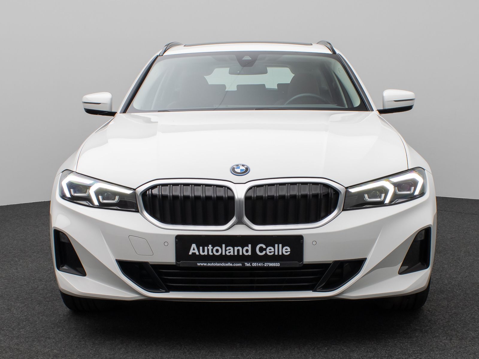 Fahrzeugabbildung BMW 330e xD Panorama DAB CockPit+ Widscr Sport Leder