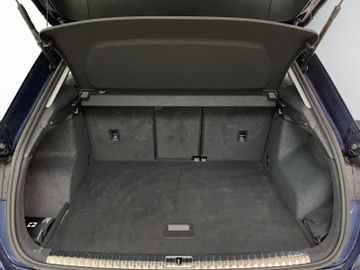 Bild 18 Audi Q3 35 2.0 TDI advanced S-tronic +LED+NAVI+PDC+